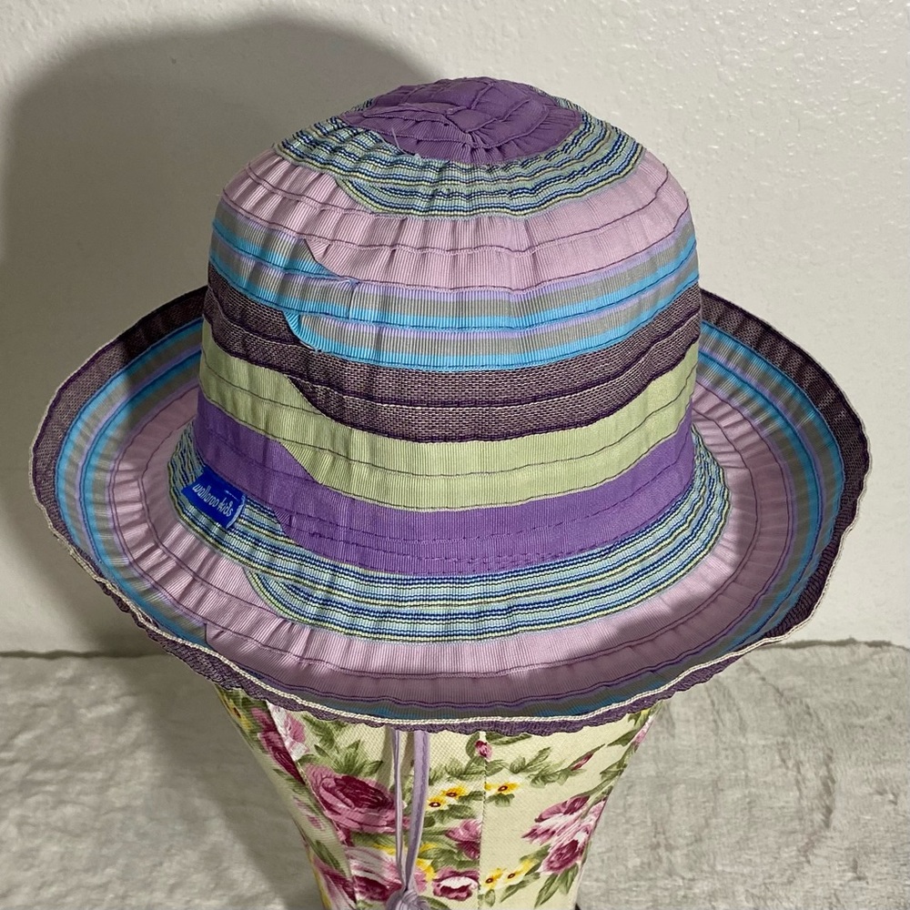 Wallaroo Kids Multicolor Striped Petite Nantucket Sun Hat Drawstring Adjustable